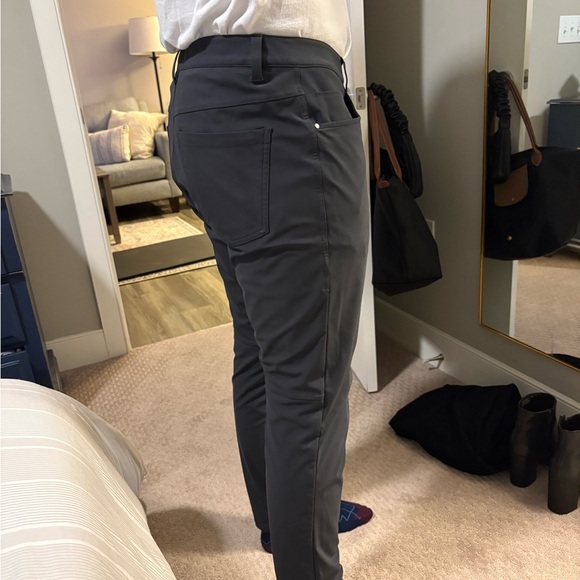 Lululemon ABC pants (slim) - Picture 2 of 4